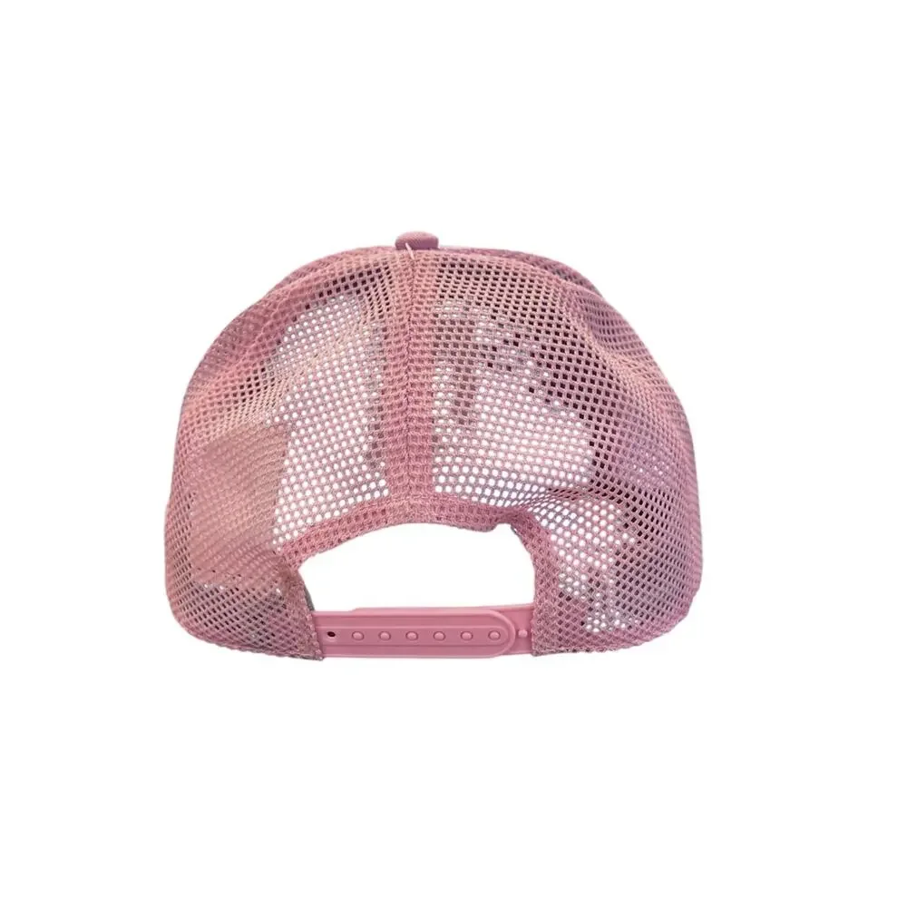 ALO Yoga NWT District Trucker Hat Candy Heart Pink Logo Baseball Cap One Size
